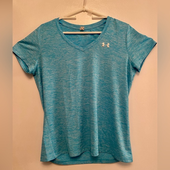 Under Armor heat gear T-Shirt / color: light teal blue 
size large - Picture 1 of 4